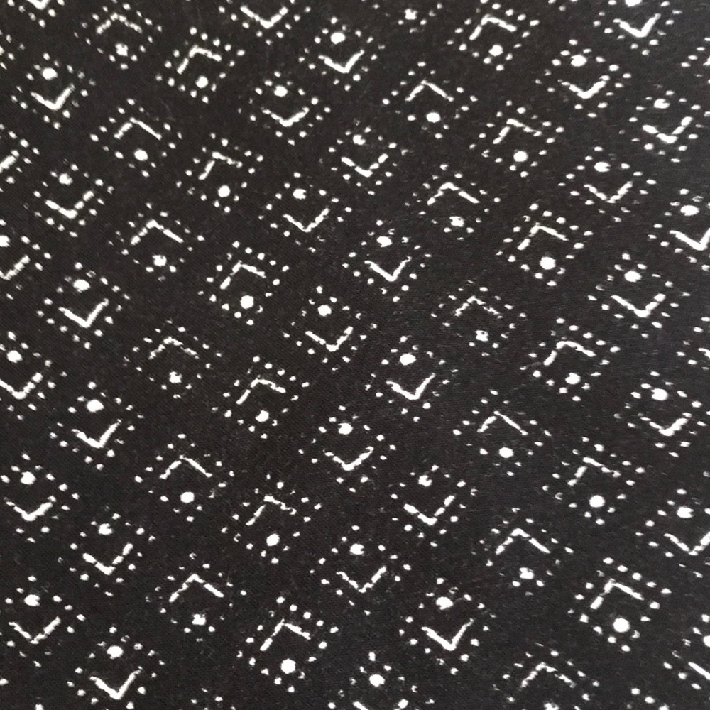 SONOMA black/white print top - Medium - Picture 2 of 6